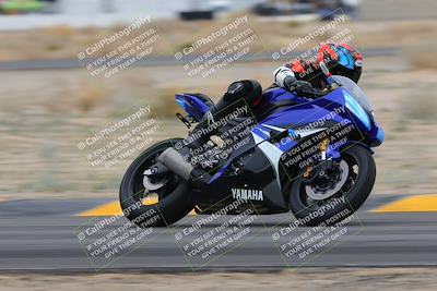 media/Jan-14-2023-SoCal Trackdays (Sat) [[497694156f]]/Turn 4 Set 2 (1030am)/